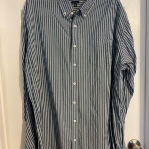 Croft & Barrow Navy and White Striped Button Down Shirt